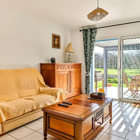 Holiday home Nature Escape Family House With Garden Saint-Reverend