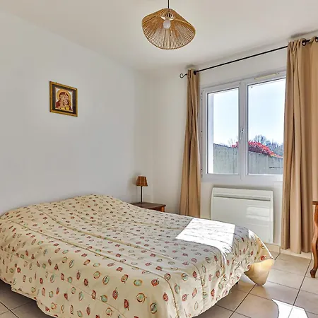 Nature Escape Family House With Garden * Saint-Reverend