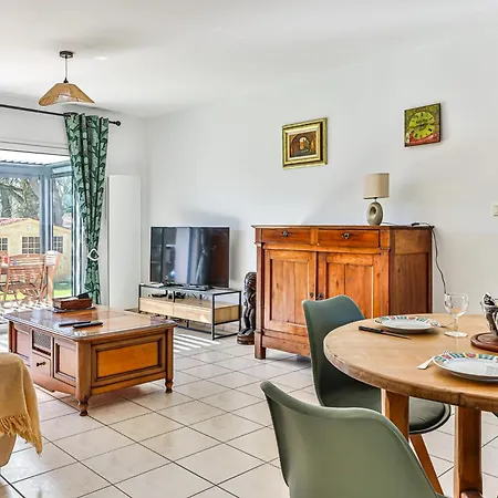 Nature Escape Family House With Garden * Saint-Reverend