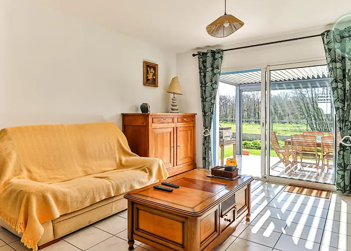 Holiday home Nature Escape Family House With Garden Saint-Reverend